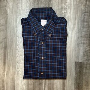 Brooks Brothers 346 Non Iron Long Sleeve Button Down - Large